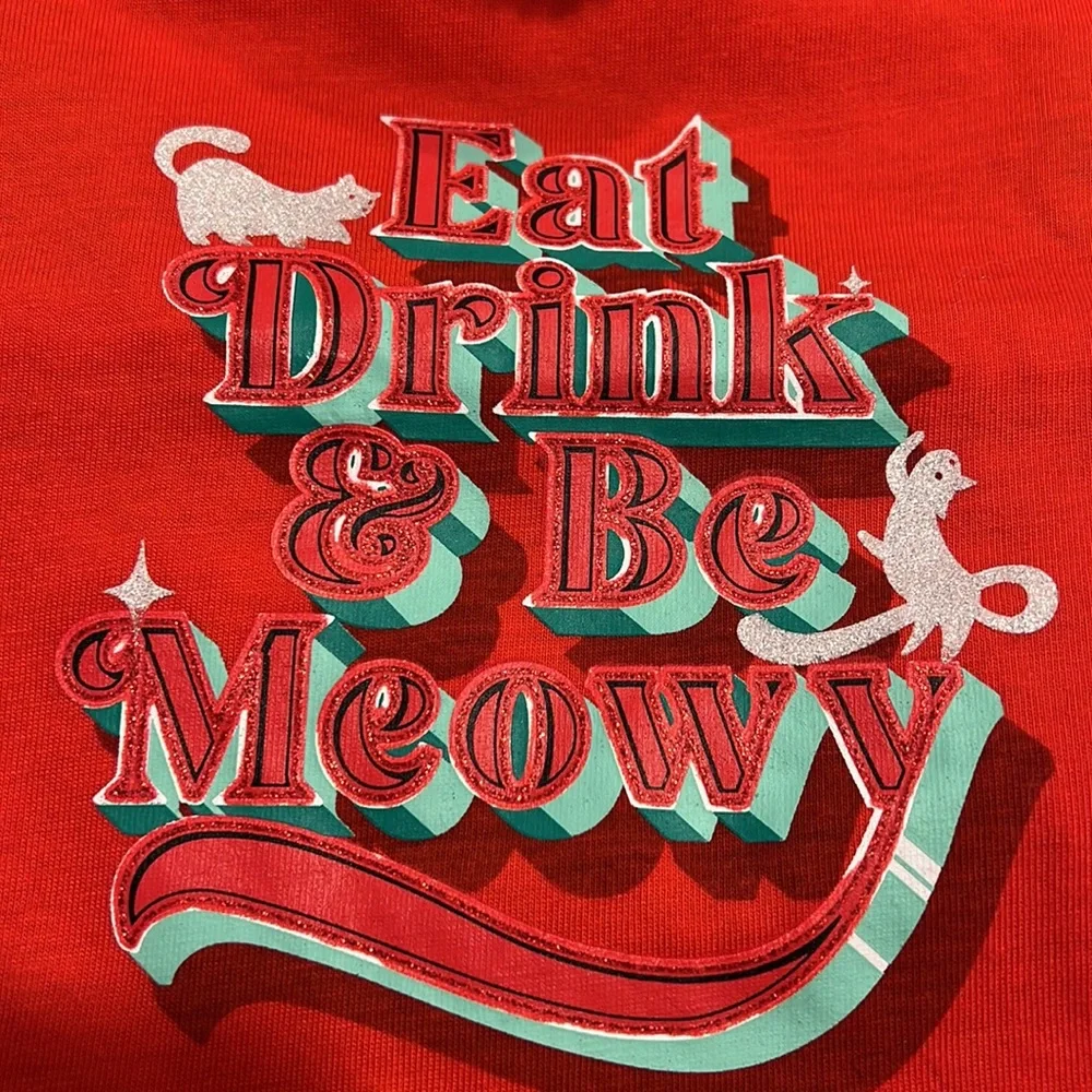Cat holiday tee and scrunchie